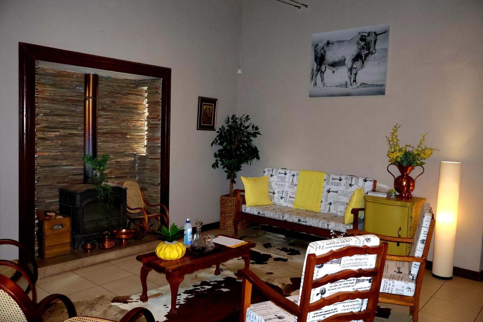 The Leopard Tree Acomodação com café da manhã Polokwane Exterior foto